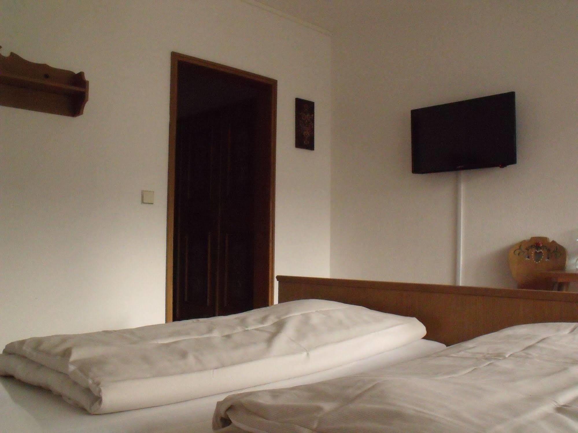 Hotel Grossbach Menzenschwand-Hinterdorf Esterno foto